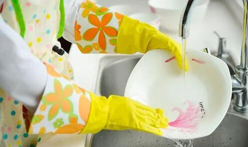 (圖:洗潔精應(yīng)用展示圖)