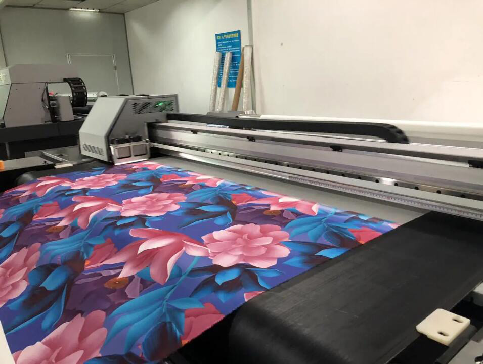 （圖：涂料印花工藝展示圖）