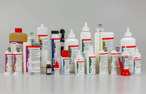 (圖:油性丙烯酸膠水展示圖)